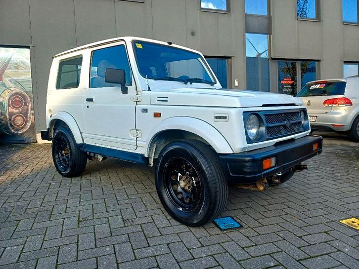 suzuki samurai***4x4***oldtimer gekeurd ***, Auto's, Suzuki, Bedrijf, Te koop, Samurai, 4x4, Radio, Benzine, Euro 1, SUV of Terreinwagen