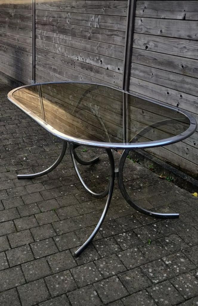 Vintage chromen eettafel en gerookt glazen blad 1970, Antiek en Kunst, Antiek | Meubels | Tafels, Ophalen