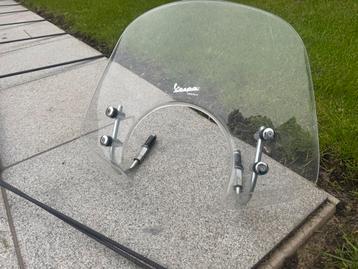 Vespa gts windscherm beschikbaar voor biedingen