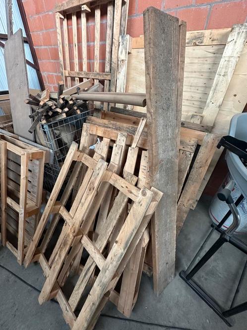 Brandhout - GRATIS, Tuin en Terras, Brandhout, Blokken, Overige houtsoorten, 3 tot 6 m³, Ophalen