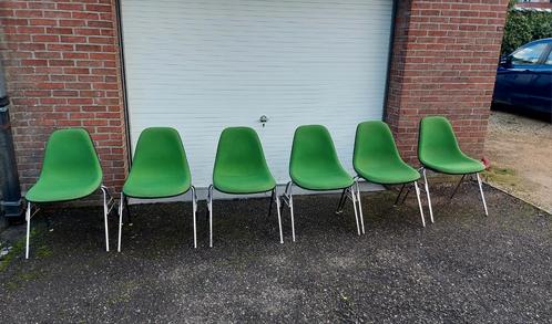 Charles Eames eetkamerstoelen 6st, stukprijs, Antiek en Kunst, Antiek | Meubels | Stoelen en Sofa's, Ophalen of Verzenden