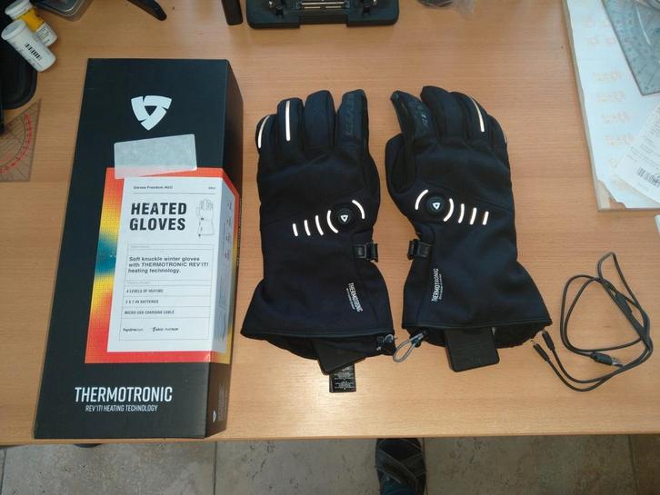 REV'ITT verwarmde handschoenen nog in garantie, Motoren, Kleding | Motorkleding, Handschoenen, Ophalen
