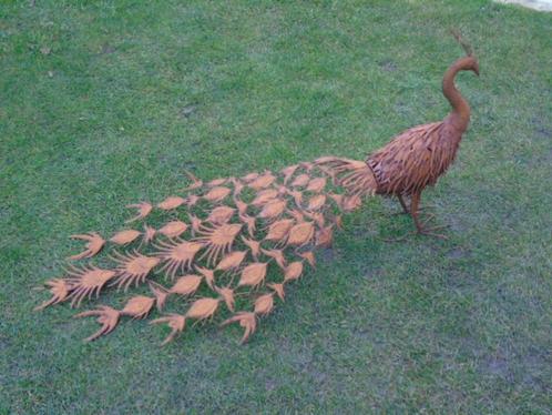 Rusted pat smeedijzeren pauw... nieuw!, Tuin en Terras, Tuinbeelden, Nieuw, Dierenbeeld, Metaal, Ophalen