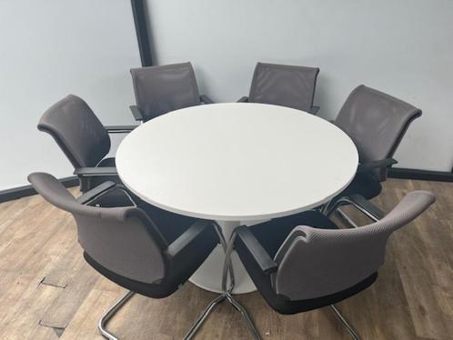Ronde kantinevergadertafel – 6 persoons, Huis en Inrichting, Tafelkleden, Ophalen