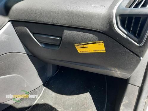 Dashboardkastje van een Ford Focus, Auto-onderdelen, Dashboard en Schakelaars, Ford, Gebruikt, 3 maanden garantie