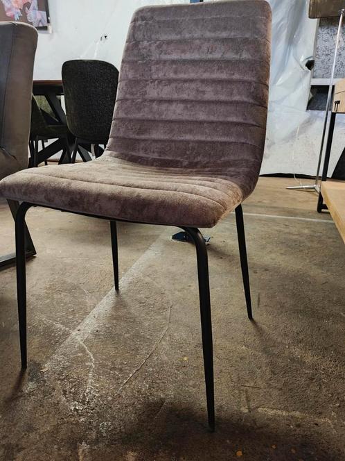 Set eetkamerstoelen (outlet), Huis en Inrichting, Stoelen, Nieuw, Ophalen