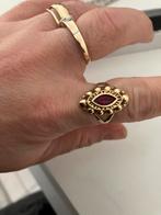 14 karaat gouden rıng, Handtassen en Accessoires, Ringen, Ophalen of Verzenden, Zo goed als nieuw