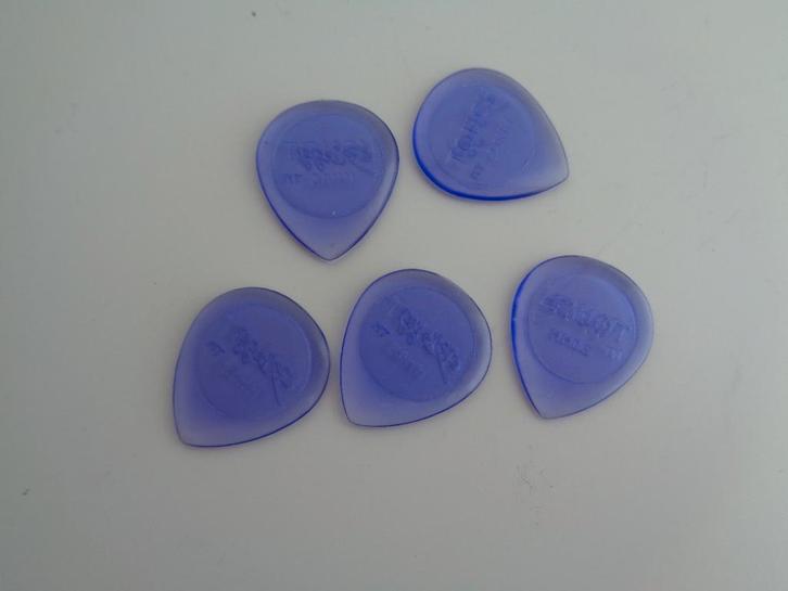 Médiator Onglet mauve Touch MT2 OMM 5 pièces, Musique & Instruments, Instruments | Accessoires, Neuf, Autres instruments, Envoi