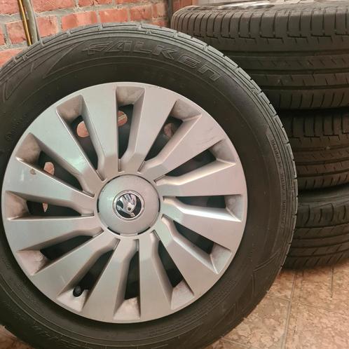Zomerbanden 215/60 R16 op velg, Auto-onderdelen, Banden en Velgen, Ophalen