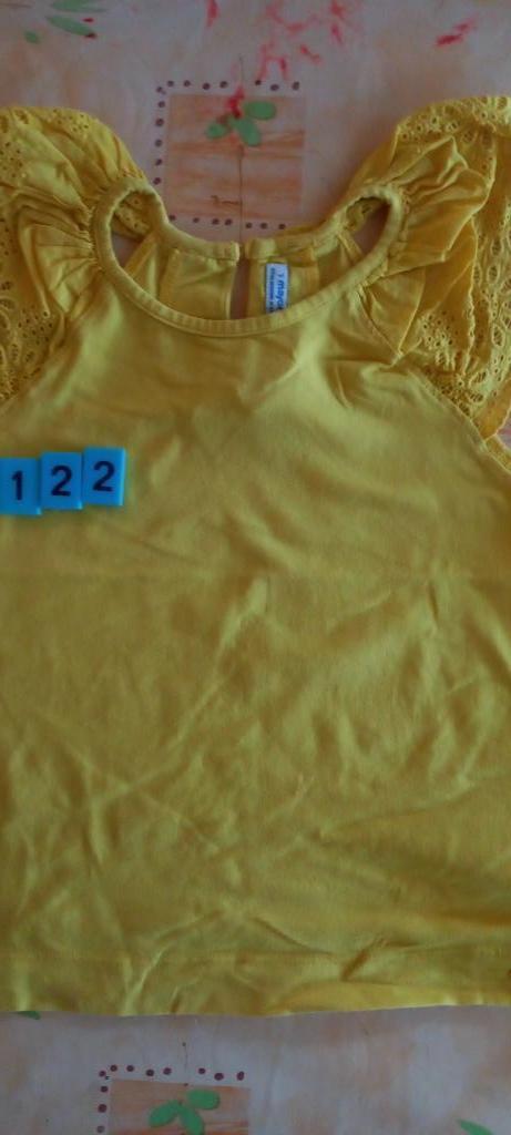 t-shirt jaune Mayoral taille 122, Enfants & Bébés, Vêtements enfant | Taille 122, Comme neuf, Fille, Chemise ou À manches longues