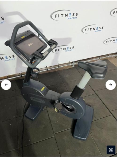 Technogym Excite Forma Upright bike | Hometrainer, Sport en Fitness, Fitnessmaterialen, Gebruikt, Armen, Benen, Borst, Buik, Rug