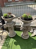 Twee bloembakken op sokkel., Jardin & Terrasse, Vases de jardin, Enlèvement, Utilisé