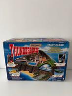 Thunderbirds Matchbox Tracy Island werkend + nr. 2, Verzamelen, Ophalen, Zo goed als nieuw
