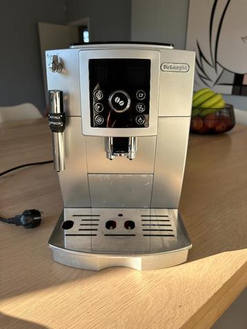 Machine à café DeLonghi Magnifica S