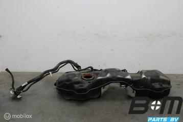 Brandstoftank Benzine Audi Q8 4M E-Tron 4M0201075BH beschikbaar voor biedingen
