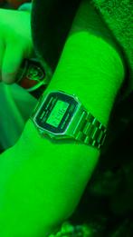 Gloednieuwe casio, altijd door oud vrouwtje gevruikt, Handtassen en Accessoires, Horloges | Antiek, Ophalen, Polshorloge