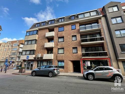 Instapklaar handelsgelijkvloers, gelegen in een commerciële, Immo, Huizen en Appartementen te koop, tot 200 m²