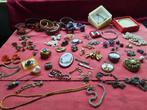 Lot oude sieraden, Ophalen of Verzenden, Overige materialen, Overige typen, Verguld