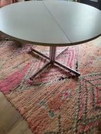 Grote ronde vintage tafel, Ophalen