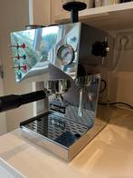 Isomac espresso machine, Koffiebonen, Ophalen of Verzenden, Afneembaar waterreservoir, Zo goed als nieuw