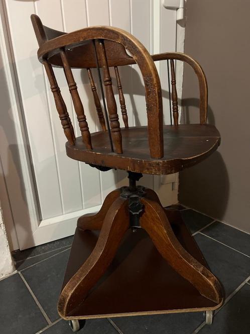 Chaise en bois - Rocking-chair Vintage :, Antiquités & Art, Antiquités | Meubles | Chaises & Canapés, Enlèvement ou Envoi