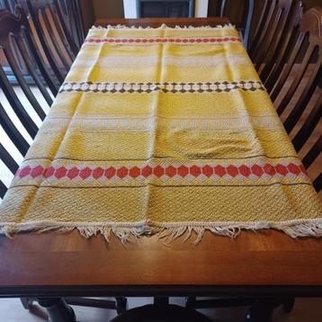 Vintage Tafelkleed/laken beschikbaar voor biedingen