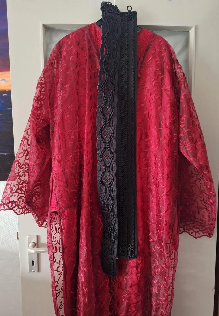 Caftan avec 2 ceintures, Kleding | Dames, Gelegenheidskleding, Zo goed als nieuw, Ophalen of Verzenden