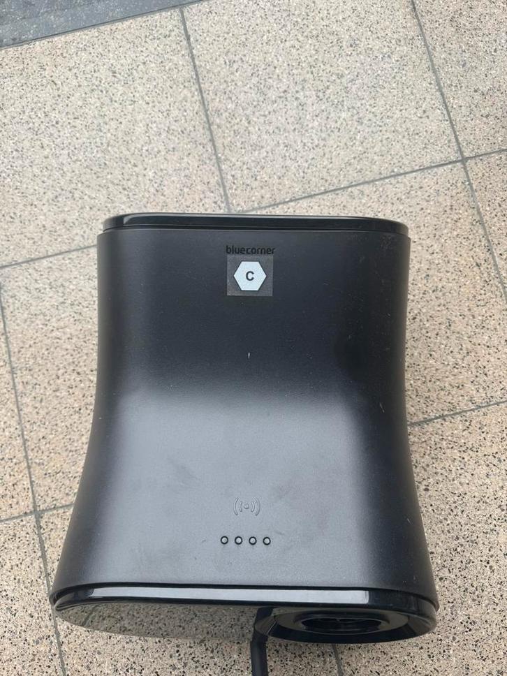 Bluecorner laadpaal curved, Auto diversen, Laadpalen, Zo goed als nieuw, Laadpaal, Ophalen