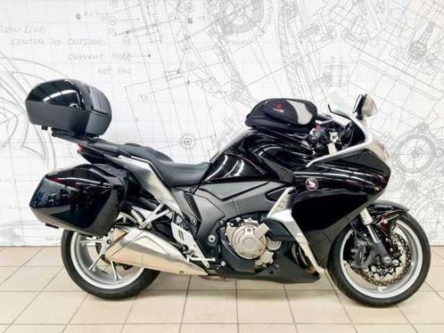 Honda Honda Touring VFR1200F DCT 2011, Motos, Motos | Honda, Entreprise, Autre, plus de 35 kW