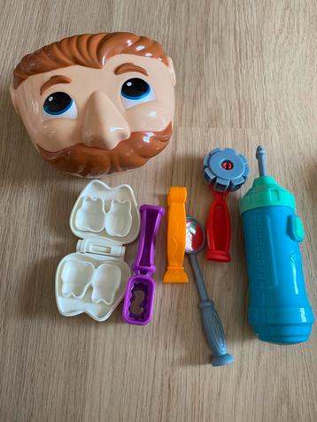 Play Doh bij de tandarts beschikbaar voor biedingen