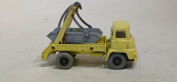 DINKY TOYS UK ALBION MAREL MULTI BUCKET REF 966