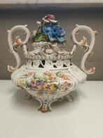 Pièce décorative en porcelaine avec couvercle, Enlèvement