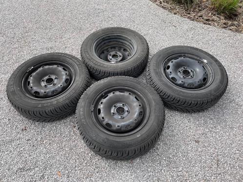 14 inch winterbanden Semperit op velg VW Polo 175/70 R14, Auto-onderdelen, Banden en Velgen, Banden en Velgen, Winterbanden, 14 inch