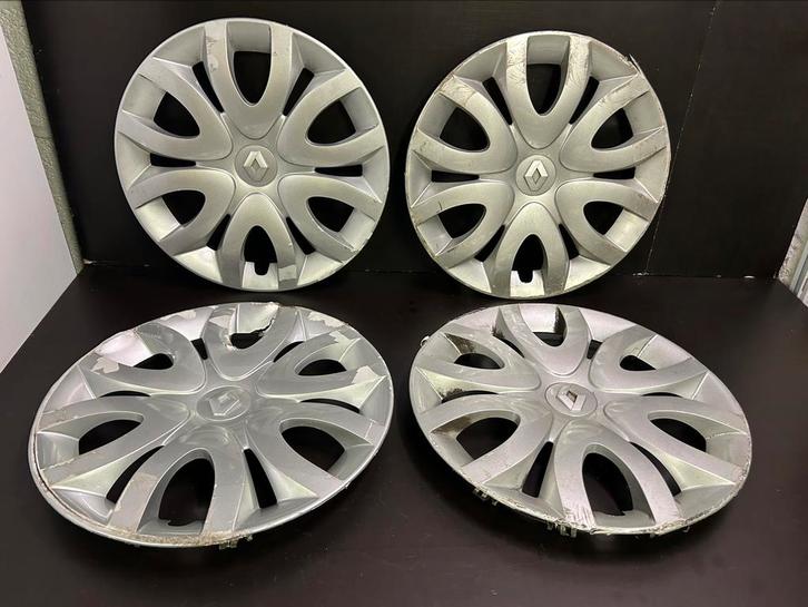4 Renault clio Megane kangoo twingo 15" wieldoppen, Auto diversen, Wieldoppen, Gebruikt, Ophalen of Verzenden