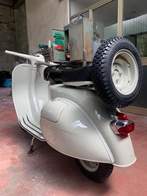 Vespa 1958 van 1e Eigenaar…Perfect gerestaureerd, Motos, Motos | Oldtimers & Ancêtres, Scooter, jusqu'à 11 kW, 1 cylindre, Enlèvement ou Envoi