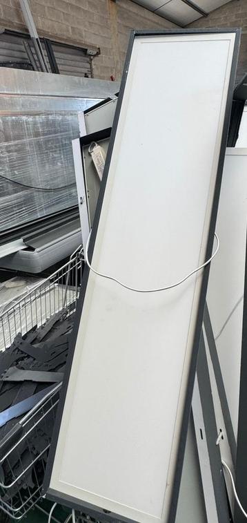 LED winkelverlichting 64 stuks  beschikbaar voor biedingen