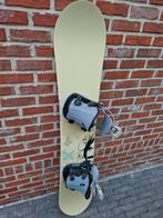 Ride snowboard met flow bindingen - 145 cm, Ophalen, Zo goed als nieuw, Bindingen