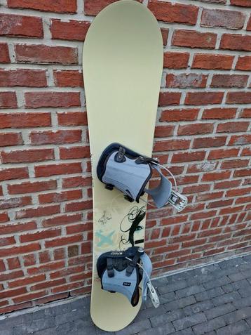 Ride snowboard met flow bindingen - 145 cm beschikbaar voor biedingen