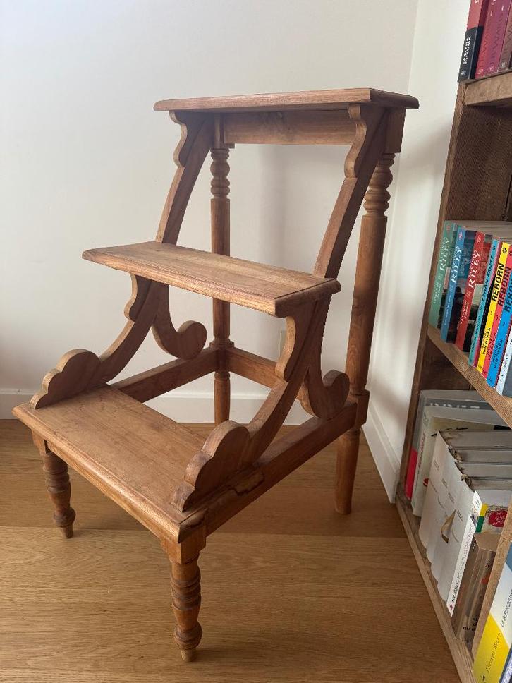 Antieke houten trapladder, Antiek en Kunst, Antiek | Overige Antiek, Ophalen
