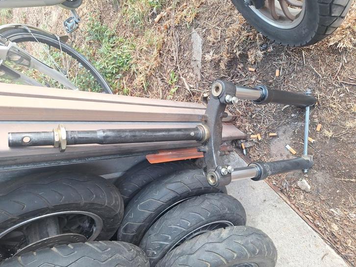 Voorvork 50cc scooter neco gts btc boatian, Fietsen en Brommers, Brommeronderdelen | Algemeen, Carburateur, Ophalen of Verzenden