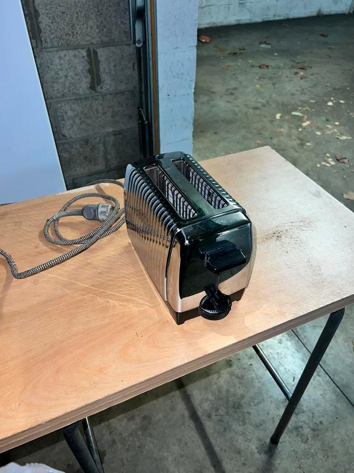 Grille-pain SIEMENS chromé – design rétro, Elektronische apparatuur, Broodroosters, Zo goed als nieuw, Ophalen