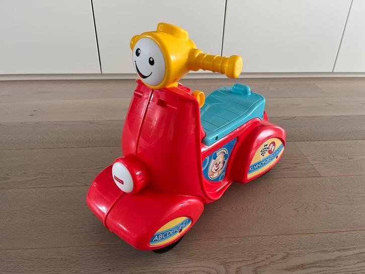 Fisher price scooter, Kinderen en Baby's, Speelgoed | Vtech, Zo goed als nieuw, Ophalen