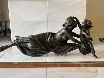 Bronze Beeld beschikbaar voor biedingen