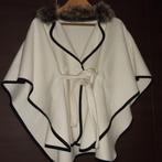 Poncho wit, Ophalen of Verzenden, Zo goed als nieuw, Wit