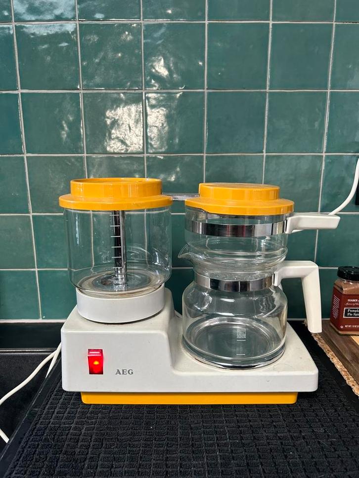 Vintage koffiezetapparaat AEG jaren 70, Elektronische apparatuur, Koffiezetapparaten, Gebruikt, Gemalen koffie, Koffiemachine