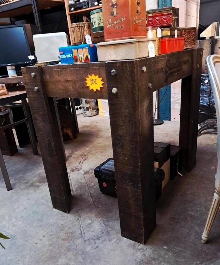 Out&Nief , tweedehands, antiek, brocante, curiosa,..., Antiek en Kunst, Antiek | Woonaccessoires, Ophalen