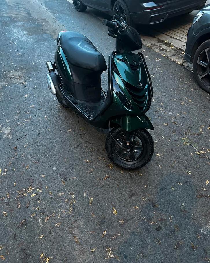 Piaggio zip 2 takt 50cc b klasse, Fietsen en Brommers, Scooters | Piaggio, Zo goed als nieuw, Zip, Klasse B (45 km/u), Tweetakt