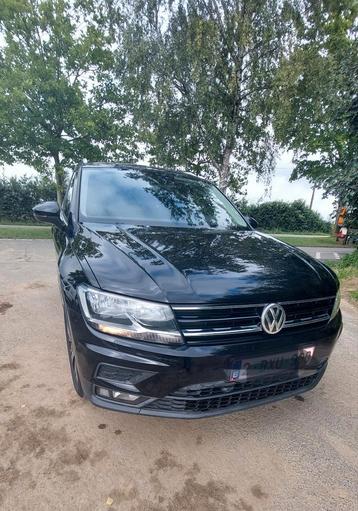 Tiguan Sound edition zwart 2018, 67.500 km, Autos, Achat, Noir, 5 portes, Attache-remorque