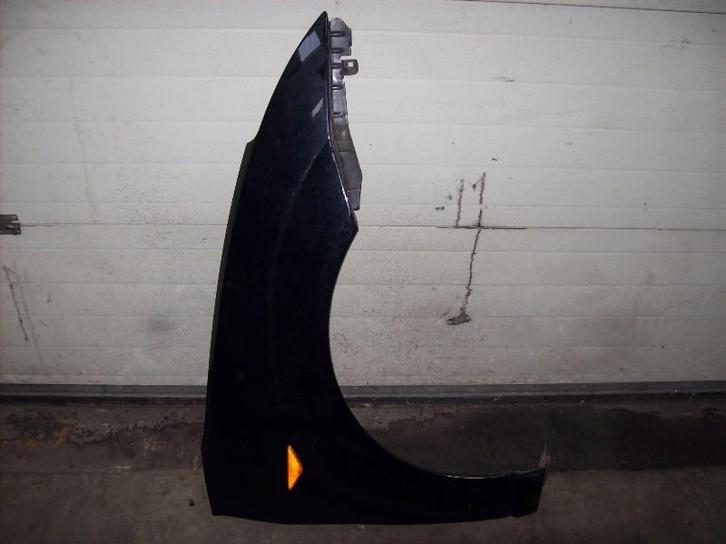 SPATBORD RECHTS VOOR Ford Focus 1 Wagon (01-1998/11-2004), Auto-onderdelen, Carrosserie, Spatbord, Ford, Voor, Rechts, Gebruikt