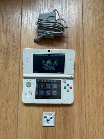 New nintendo 3ds wit beschikbaar voor biedingen